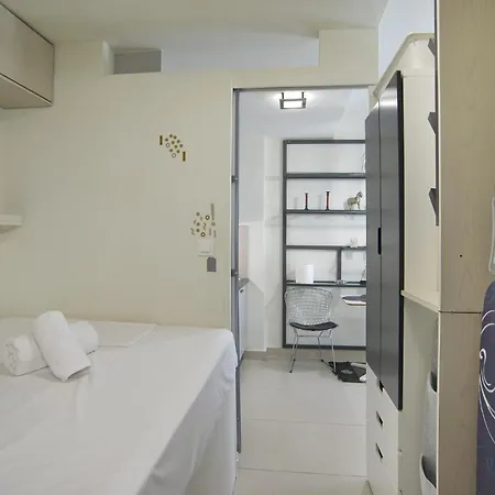 Milanou Glyfada G4 Athenian Riviera Stylish *